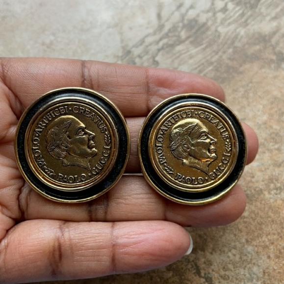 RARE Vintage PAOLO GUCCI Clip On Medallion Earrings - Picture 2 of 9